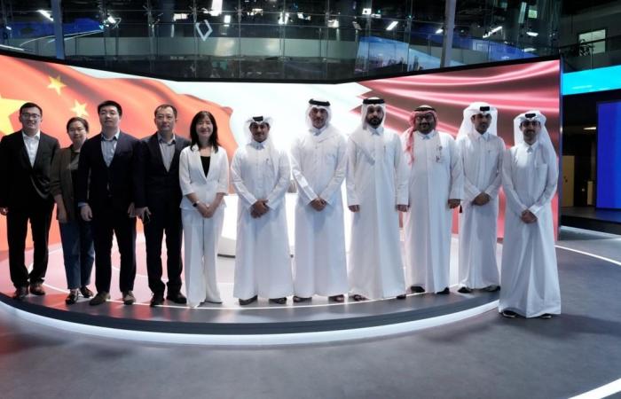 وفد من مجموعة الصين للإعلام يزور تلفزيون قطر وقناة QBC الاقتصادية