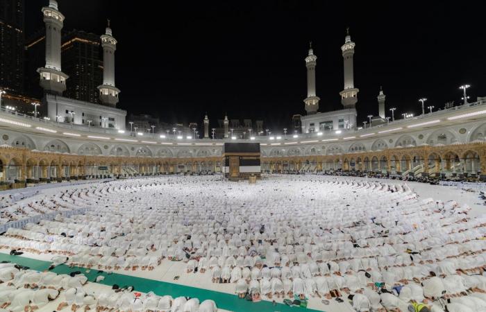 الترجمة الفورية بـ17 لغة لخدمة الحجاج في الحرمين الشريفين