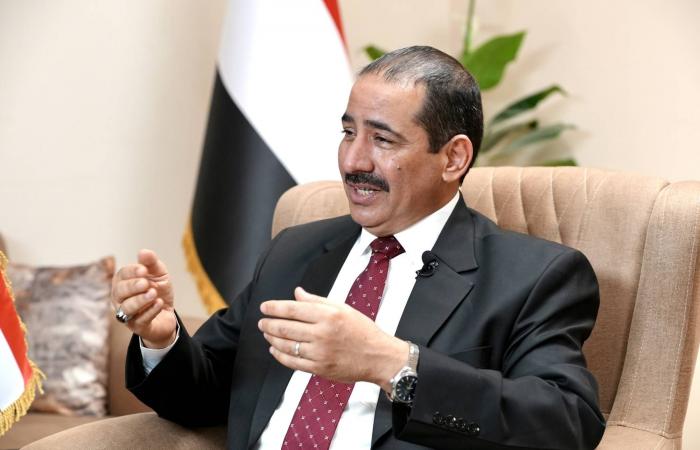 وزير
      الداخلية
      اليمني:
      أحبطنا
      أكبر
      مخطط
      اغتيالات
      في
      عدن