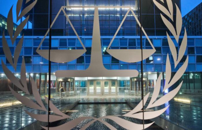 المدعون
      بـ«الجنائية
      الدولية»
      يطالبون
      بتأكيد
      17
      تهمة
      ضد
      الليبي
      الهيشري
