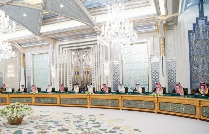 الإمارات
      تعلن
      اعتراض
      6
      مسيّرات
      وتكشف
      مصدر
      هجوم
      «براكة»