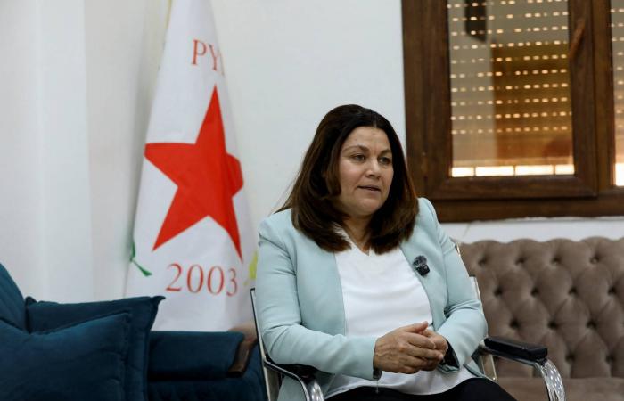المبعوث
      الرئاسي
      أحمد
      الهلالي:
      الإفراج
      عن
      موقوفي
      «قسد»
      قبل
      عيد
      الأضحى