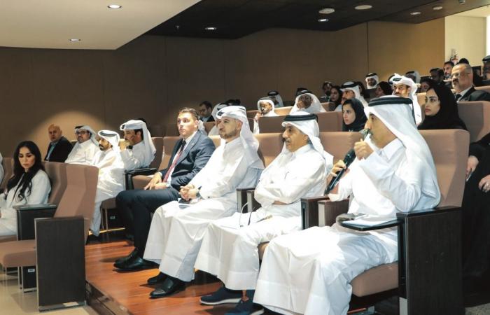 تعاون بين معهد الدوحة و«حقوق الإنسان» في البحث العلمي