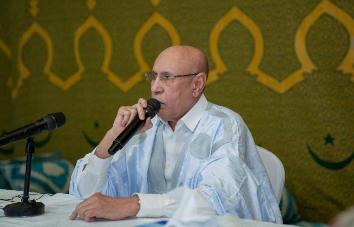 موريتانيا:
      إقالة
      مسؤول
      حكومي
      انتقد
      سجن
      ناشطين
      معارضين