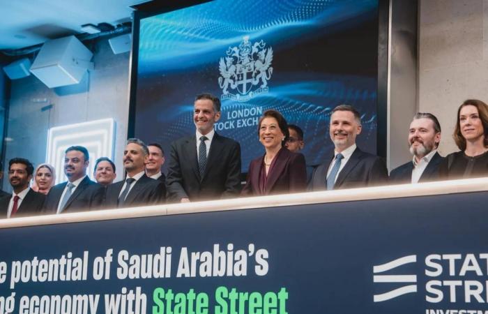 ترخيص
      أميركي
      مؤقت
      يتيح
      لباكستان
      شراء
      النفط
      الروسي
