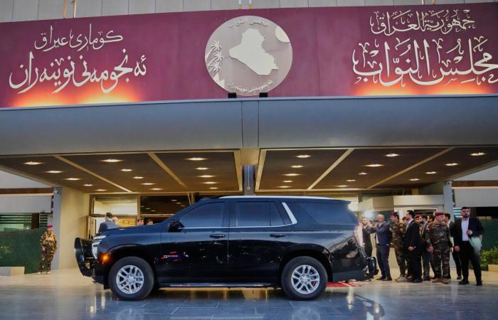 بترايوس
      يسلّم
      واشنطن
      «ورقة
      تنفيذية»
      لإنهاء
      السلاح
      في
      العراق
