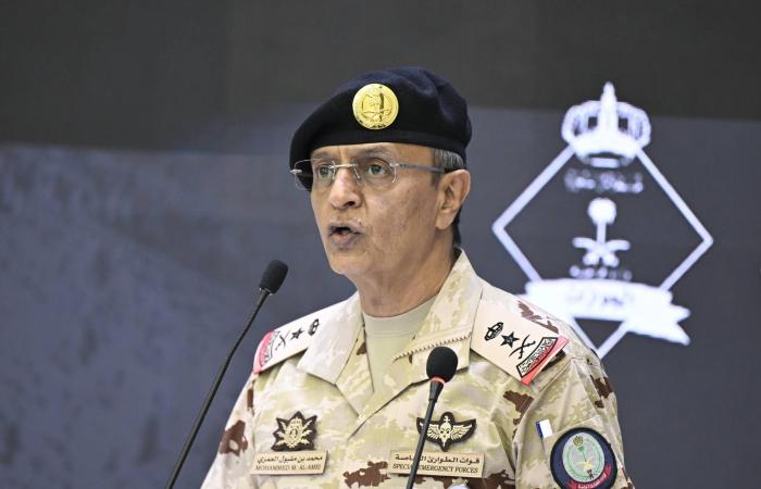 «قطار
      الحرمين»
      ينقل
      800
      ألف
      راكب
      منذ
      إطلاق
      خطة
      الحج