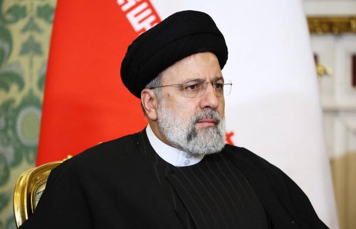 مستشار
      سابق
      لخامنئي
      يشكك
      في
      سبب
      وفاة
      رئيسي