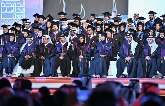 برعاية رئيس مجلس الوزراء وزير الخارجية.. المعهد الدبلوماسي بوزارة الخارجية يحتفل بتخريج 12 دبلوماسيا متميزا