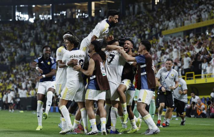 خيسوس
      أرويو:
      الدوري
      السعودي
      سيطبق
      مشروعاً
      مالياً
      جديداً
      لمحاكاة
      النماذج
      الأوروبية