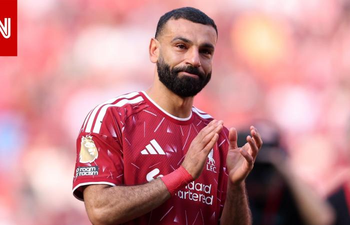 متابعة: تداول لقطة بكاء محمد صلاح خلال حفل وداعه لليفربول