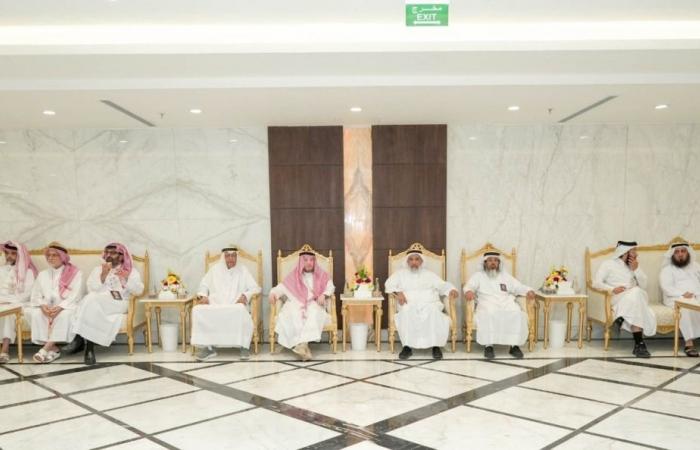 وزير الأوقاف يلتقي أصحاب الحملات استعدادا لموسم حج آمن واستثنائي لحجاج الدولة