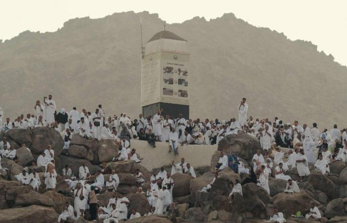 خطبة عرفة تؤكد أن الحج يجسد معاني التآلف والتكافل ووحدة المسلمين