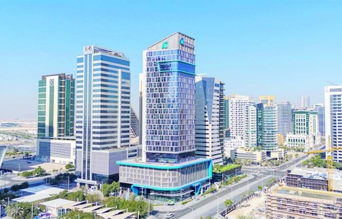 «فيتش» تثبت تصنيف بنك الريان