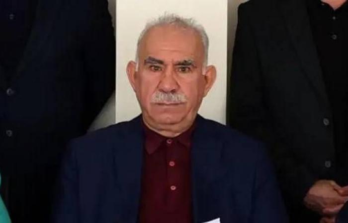 رئيس
      إقليم
      كردستان
      يستقبل
      مظلوم
      عبدي
      في
      أربيل