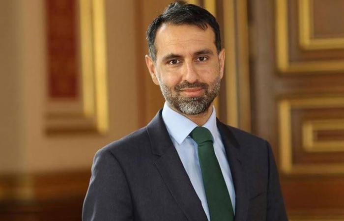 السفير
      البريطاني
      في
      بغداد:
      التدخل
      الإيراني
      واسع
      وغير
      شرعي