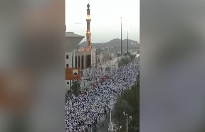 رغم التوترات الإقليمية.. نحو مليوني مسلم يتوافدون لأداء مناسك الحج