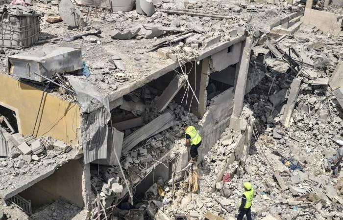 الجيش اللبناني: سحب جثمان أحد العسكريين بعد مقتله في غارة إسرائيلية