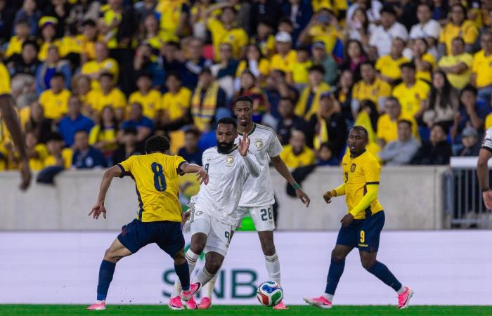 كيف
      كان
      الظهور
      الأول
      لدونيس
      مع
      المنتخب
      السعودي
      أمام
      الإكوادور؟
