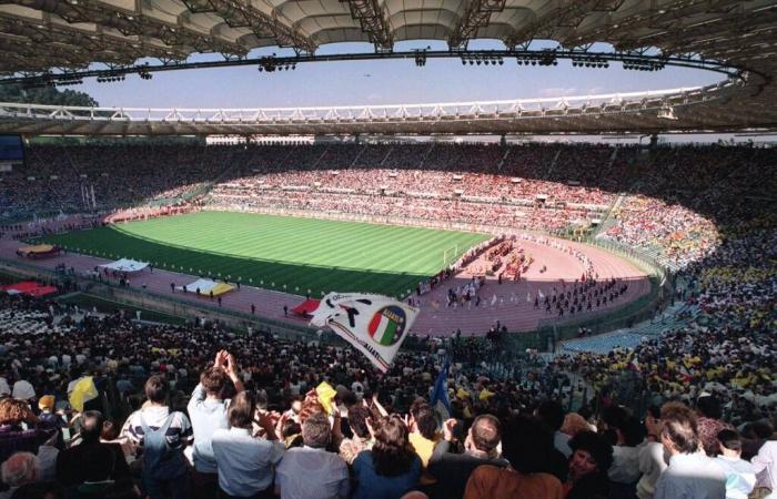 منتخب
      المغرب
      تحت
      ضغط
      الأحلام
      الكبيرة...
      هل
      تعرقل
      التوقعات
      مسيرته؟