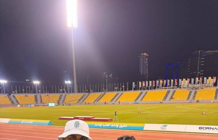 العدّاءة
      السعودية
      سارة
      الهلال
      لـ«الشرق
      الأوسط»:
      الصدفة
      قادتني
      لألعاب
      القوى