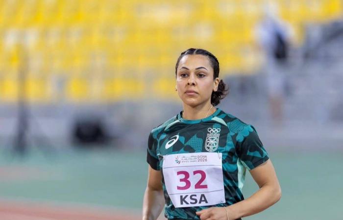 العدّاءة
      السعودية
      سارة
      الهلال
      لـ«الشرق
      الأوسط»:
      الصدفة
      قادتني
      لألعاب
      القوى