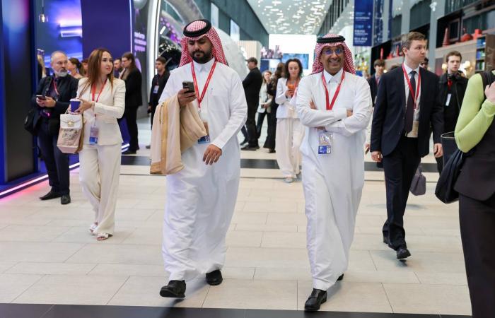 «المنتدى
      الاقتصادي»:
      التشرذم
      المالي
      يكلّف
      العالم
      307
      مليارات
      دولار
      سنوياً
