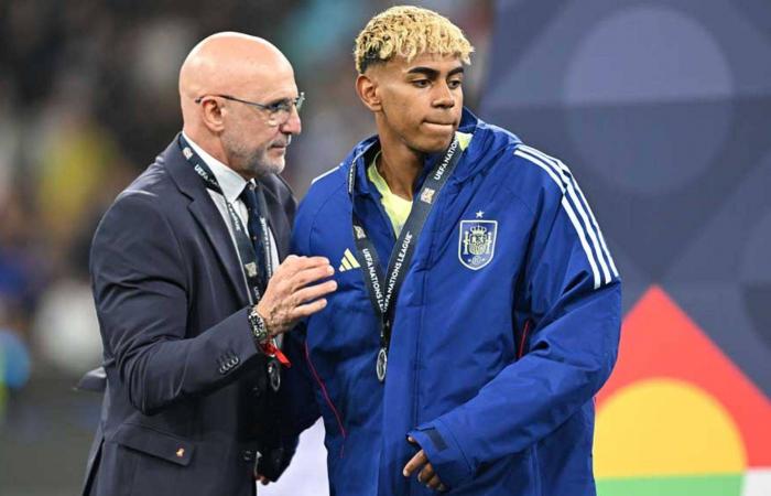 كيف
      تطور
      لامين
      يامال
      ليحمل
      آمال
      إسبانيا
      في
      كأس
      العالم؟