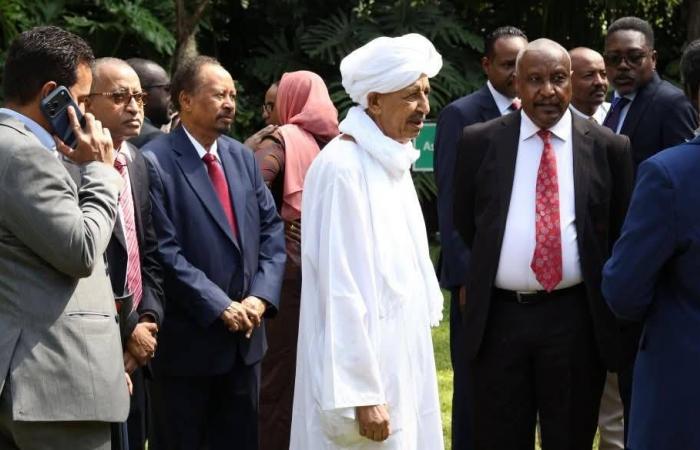 توافق
      سوداني
      لإطلاق
      مسار
      سياسي
      يُنهي
      الحرب