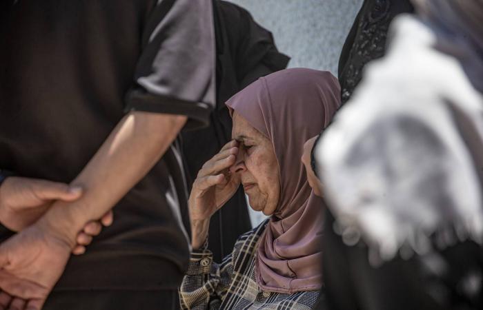 مصادر
      لـ
      «الشرق
      الأوسط»:
      فصائل
      فلسطينية
      تربط
      أي
      تقدم
      بالمفاوضات
      بوقف
      الاغتيالات
