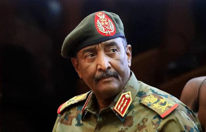 رئيس مجلس السيادة في السودان يبحث مع مبعوث أممي تطورات الأوضاع في بلاده
