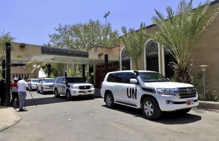 موظفو
      المنظمات...
      عام
      ثالث
      من
      المعاناة
      في
      السجون
      الحوثية