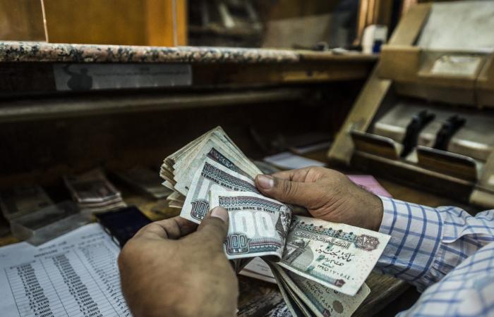 مصر.. استمرار أزمة "سيستم المعاشات" يثير جدلًا والحكومة تتعهد بحل قريب