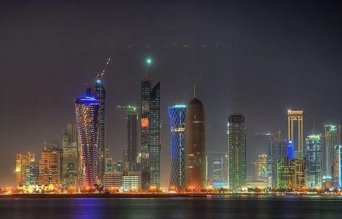 طقس صحو على الساحل وتحذير من رياح قوية وأمواج عالية في عرض البحر الليلة