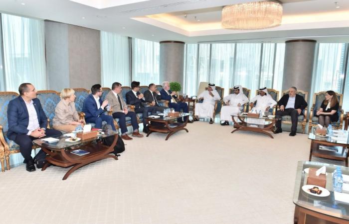 رابطة رجال الأعمال القطريين تبحث فرص الاستثمار في التكنولوجيا الصحية مع كندا
