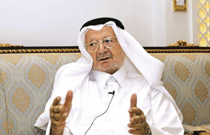 المؤرخ د. مصطفى عقيل لـ "الشرق": تشرفت بتكريمي بجائزة الدولة التقديرية
