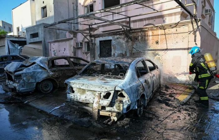 البحرين.. إصابة طفلة جراء الهجمات الإيرانية.. واحتراق مركبات وتضرر منازل