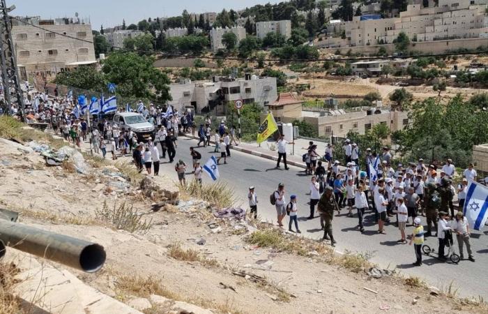 إصابة 4 فلسطينيين في هجوم للمستعمرين قرب رام الله