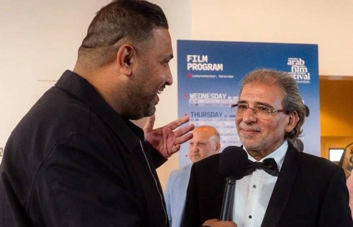 نجوم
      هوليوود
      يروون
      الحكايات
      لأطفال
      مستشفى
      في
      روما