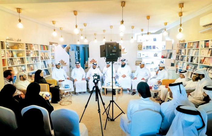 الشباب القطري يستعرض تجاربه بصالون روزا