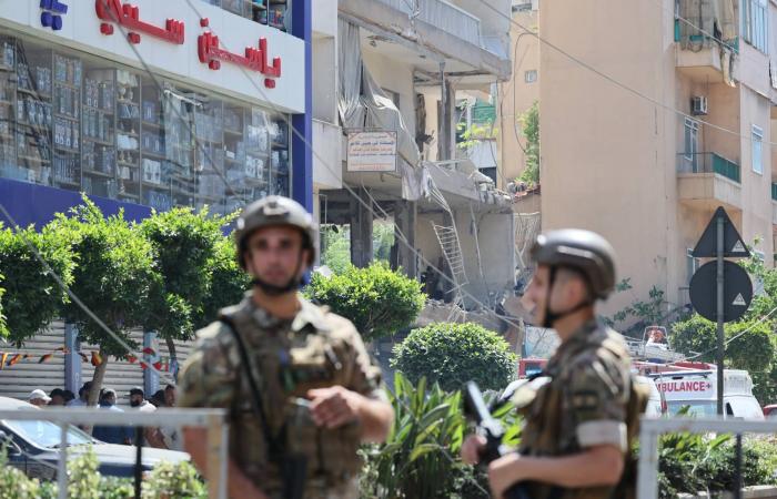 لبنان
      «العالق»
      بين
      مطرقة
      إسرائيل
      وسندان
      «حزب
      الله»