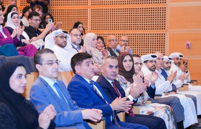 «الخارجية» تنظم عرضا لفيلم «داخل غزة»