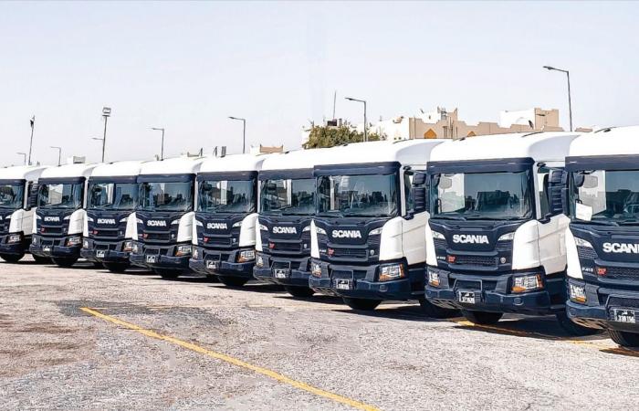 الفردان للمعدات و النقل تسلّم أحدث شاحنات سكانيا لمجموعة التيسير
