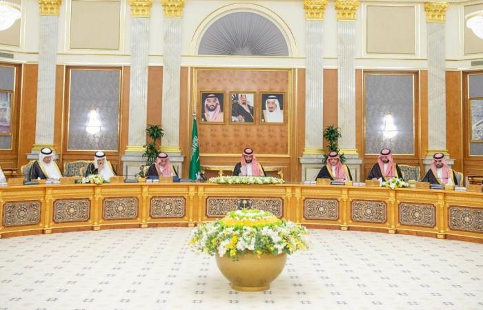«صحيفة»:
      حريق
      في
      الطوابق
      العليا
      من
      أبراج
      الإمارات
      المالية
      بدبي 