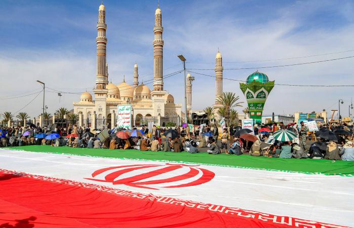اليمن
      يطالب
      مجلس
      الأمن
      بتحديث
      قائمة
      العقوبات
      ضد
      معرقلي
      السلام