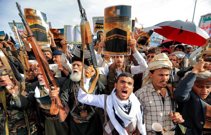 اليمن
      يطالب
      مجلس
      الأمن
      بتحديث
      قائمة
      العقوبات
      ضد
      معرقلي
      السلام