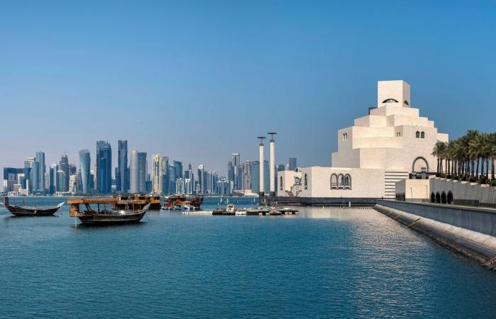 مشروع قانون لتنظيم تعامل المستخدمين دون 16 عاماً مع المنصات الرقمية في قطر