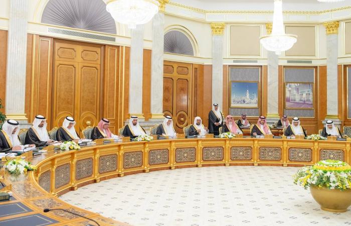 وزير
      الخارجية
      السعودي
      يصل
      إلى
      فيينا
      لبحث
      تعزيز
      العلاقات
      الثنائية
      مع
      النمسا