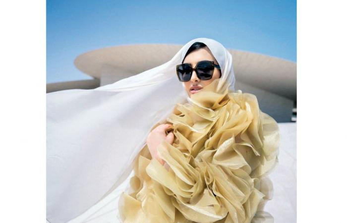 «أفضل تصميم لزي خليجي نسائي» بالدانة للفتيات